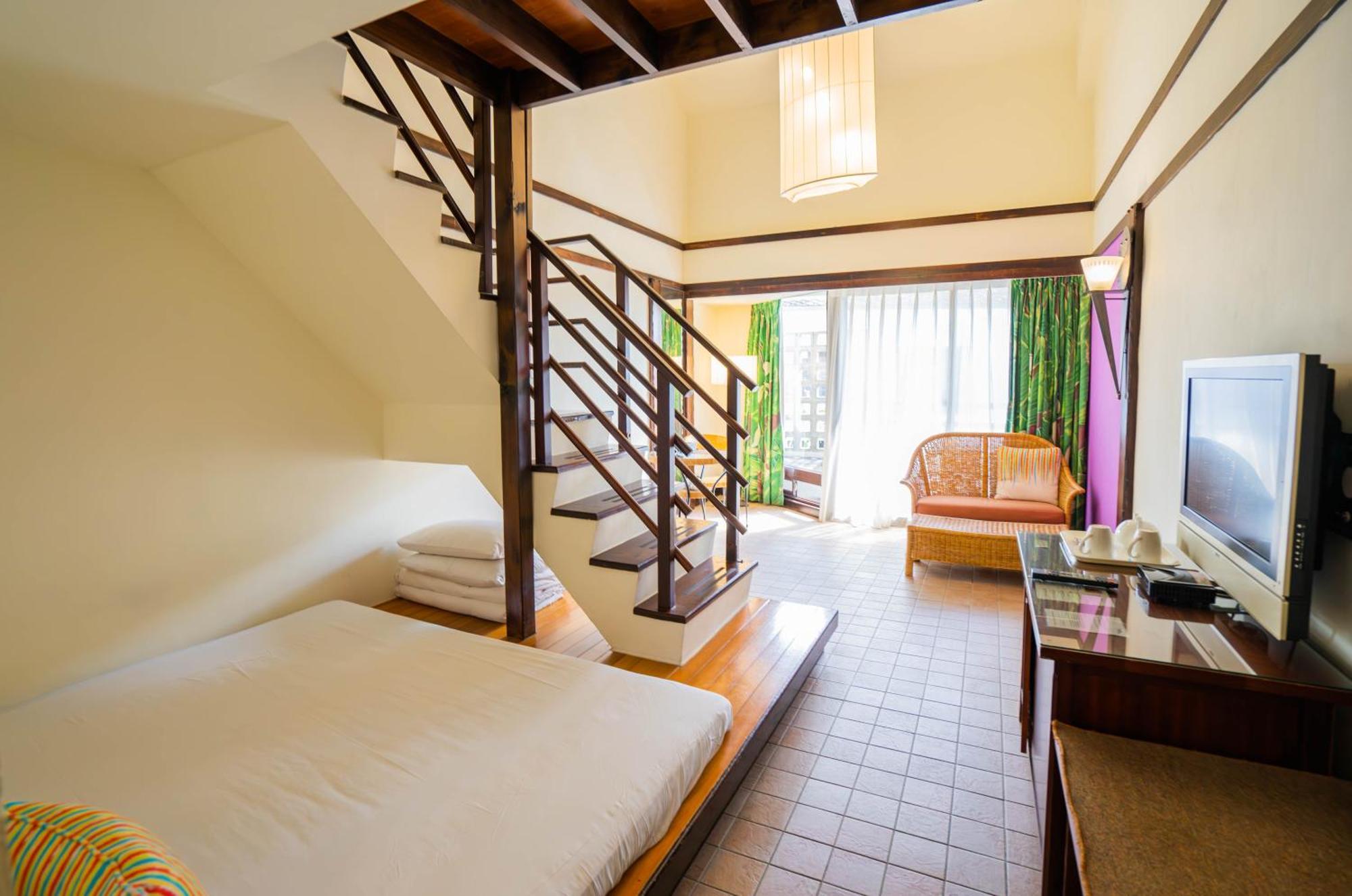 Yoho Beach Resort Kenting Hengchun Old Town Zewnętrze zdjęcie A room at the hotel