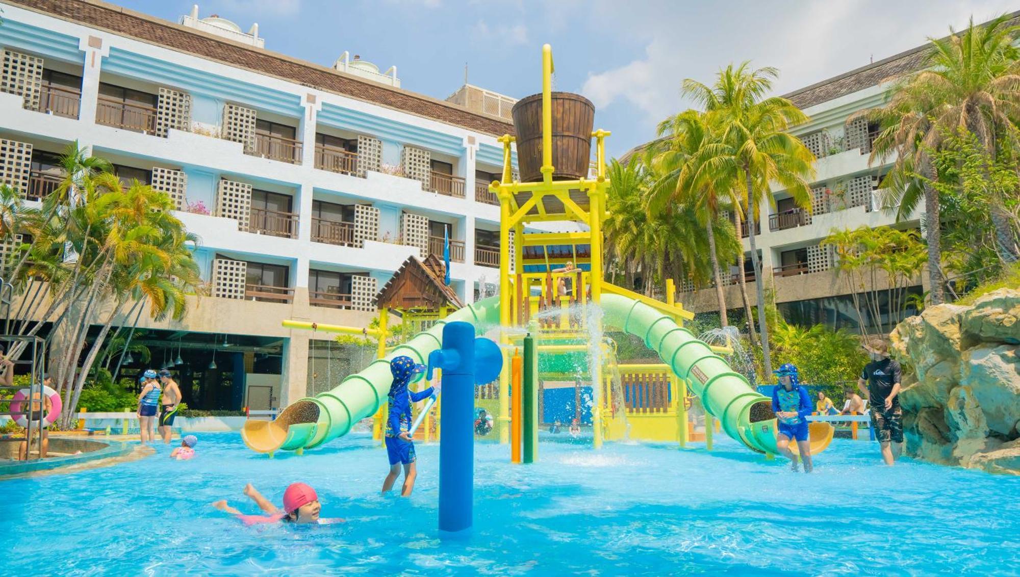 Yoho Beach Resort Kenting Hengchun Old Town Zewnętrze zdjęcie Water Park